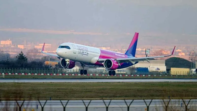 Ile tytoniu można przewieźć samolotem Wizz Air? Przewodnik dla podróżnych